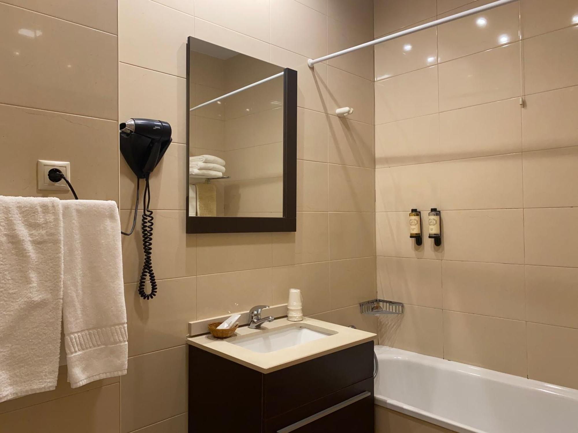 Hotel Dom Afonso - Monção Εξωτερικό φωτογραφία